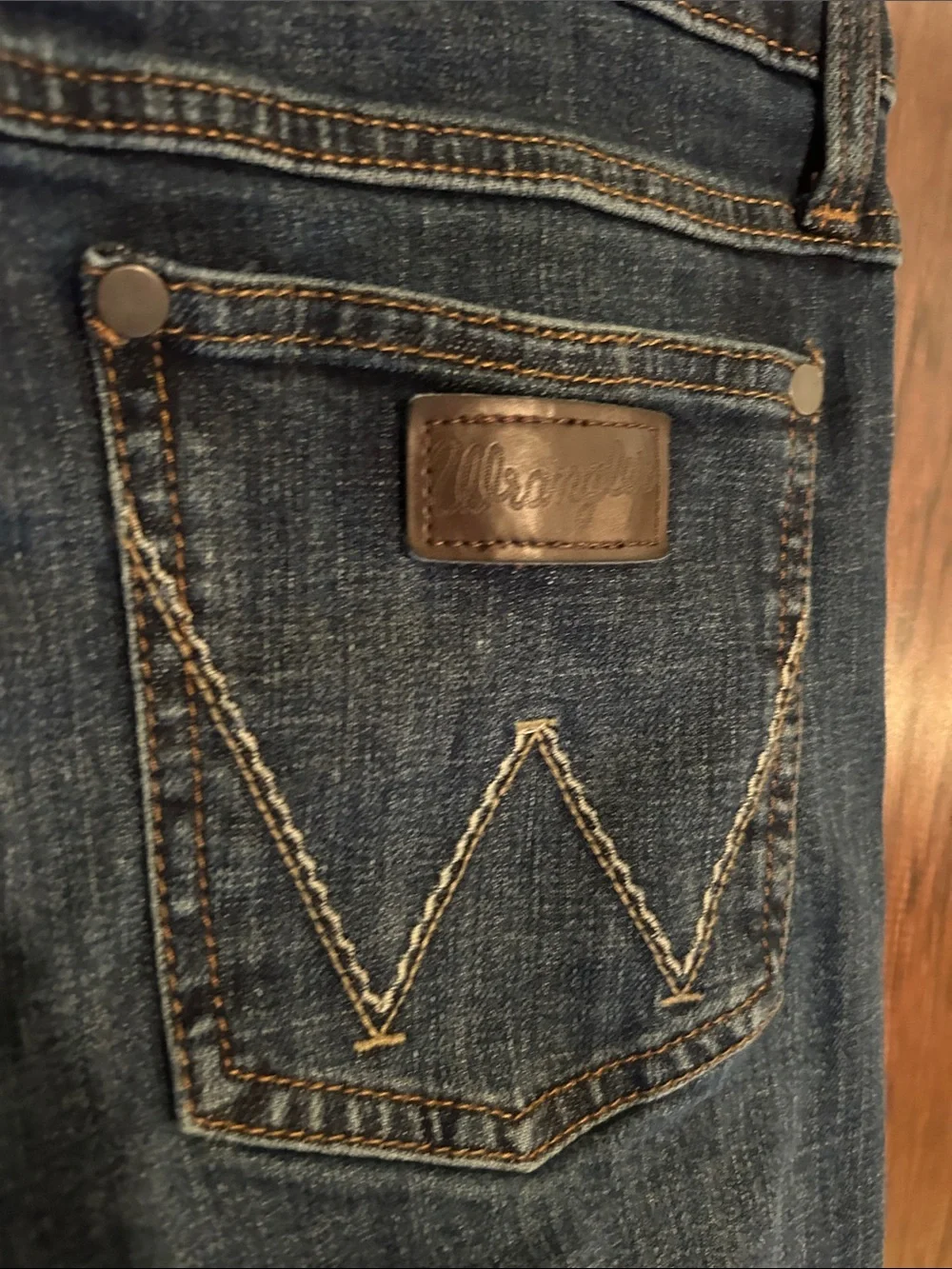 Wrangler Retro Slim Boot Dark Blue Jeans